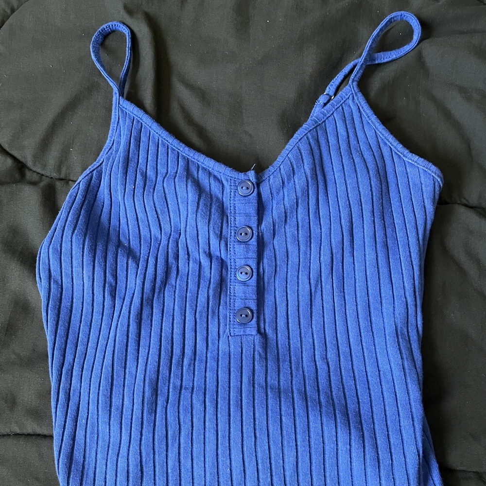 Blue V cut crop top